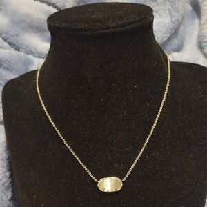 Kendra Scott Silver Tone, Catseye Necklace, EUC